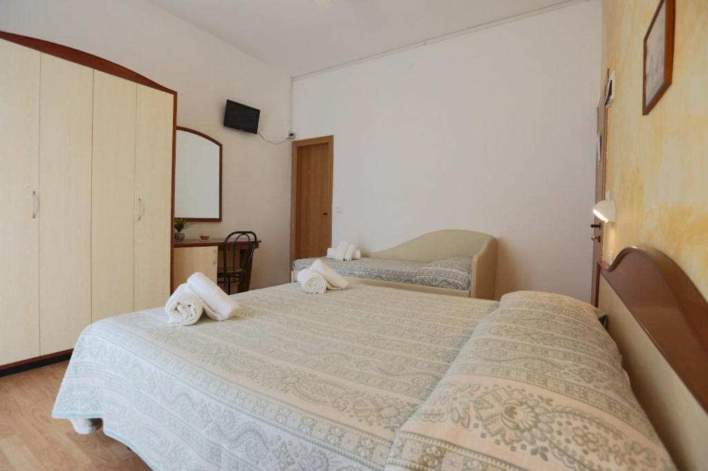 Hotel Turismo Rimini Exterior photo
